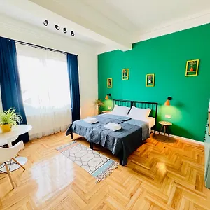 Pirosmani Boutique Tiflis